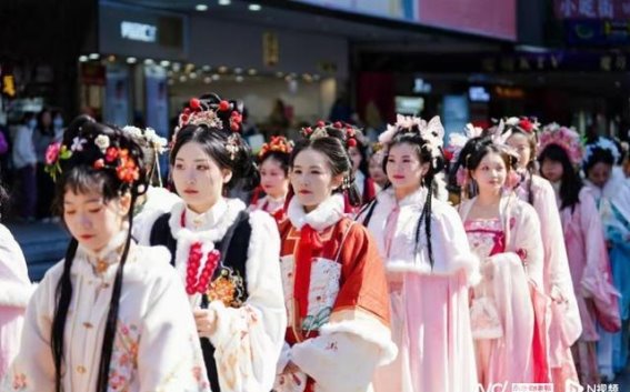 千年文化交汇，诗意罗湖展华章——2025汉唐文旅嘉年华开幕