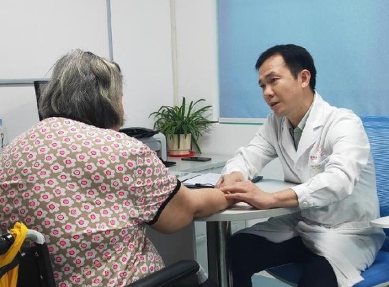 多学科协作体重管理中心：应对肥胖问题的科学路径