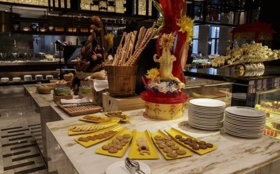 五星级酒店关停潮的背后：市场调适与未来发展