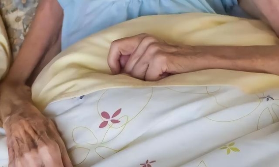 痛风来袭，牢记这三大生活习惯的调整，避免痛苦加剧