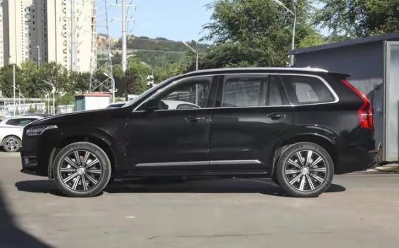 沃尔沃XC90降价大动作，是否能撼动宝马X5的市场地位？