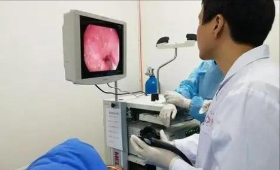 慢性胃炎的四种表现，及时识别与治疗至关重要