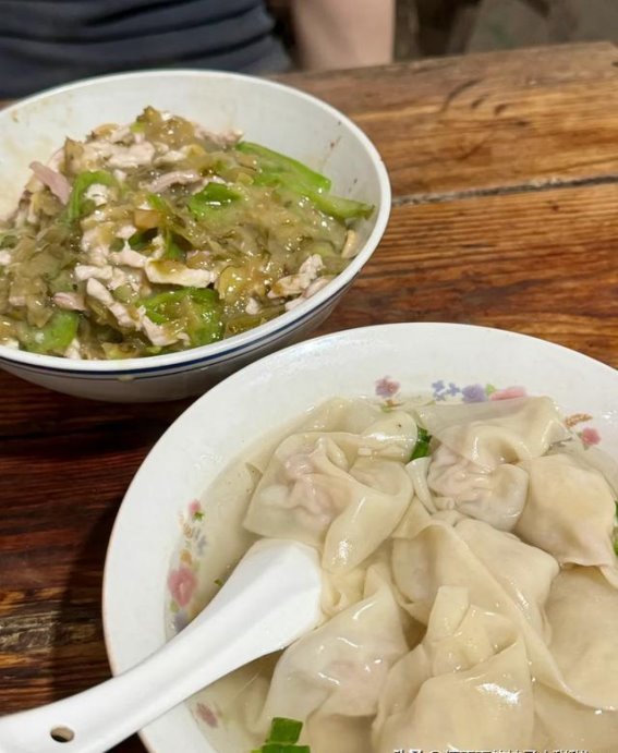 比南浔古镇还小众，不用人挤人，门票免费，1元就可以喝茶！