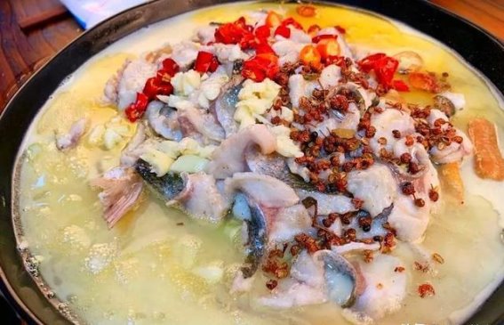 夏天吃鱼，为何选鲢鱼？比鲈鱼便宜、比鲫鱼更鲜美，肉嫩刺少特别适合！