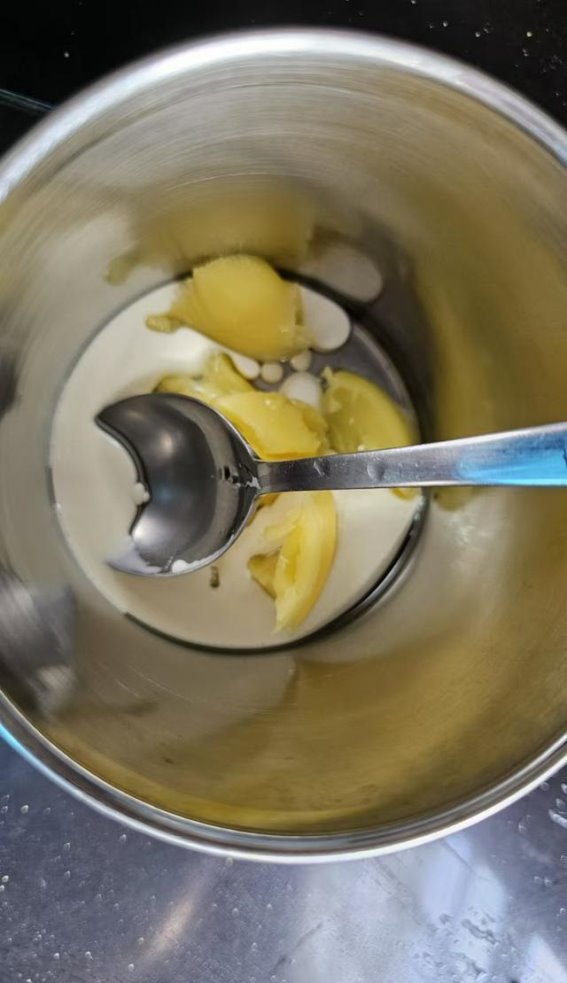 草饲奶油与有机椰子油：提升工作效率的健康选择
