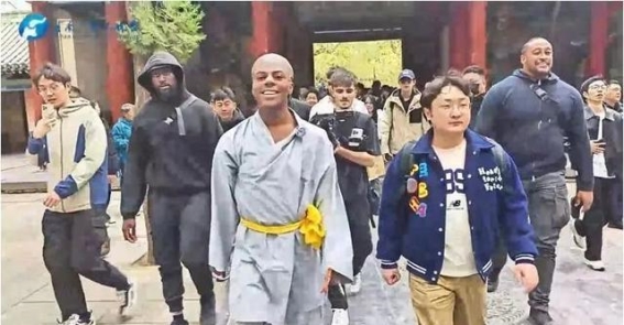 IShowSpeed的中国探险：从少林寺到上海外滩，全球目光聚焦下的中国魅力