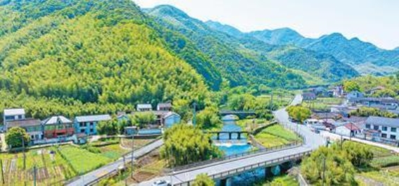 柯桥三桥凌溪：历史与现代交融的农村公路奇观