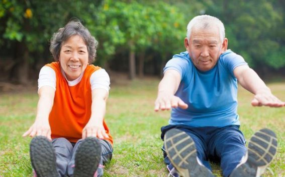 王大爷的健康秘密：三个“坚持”让血管狭窄五年未加重